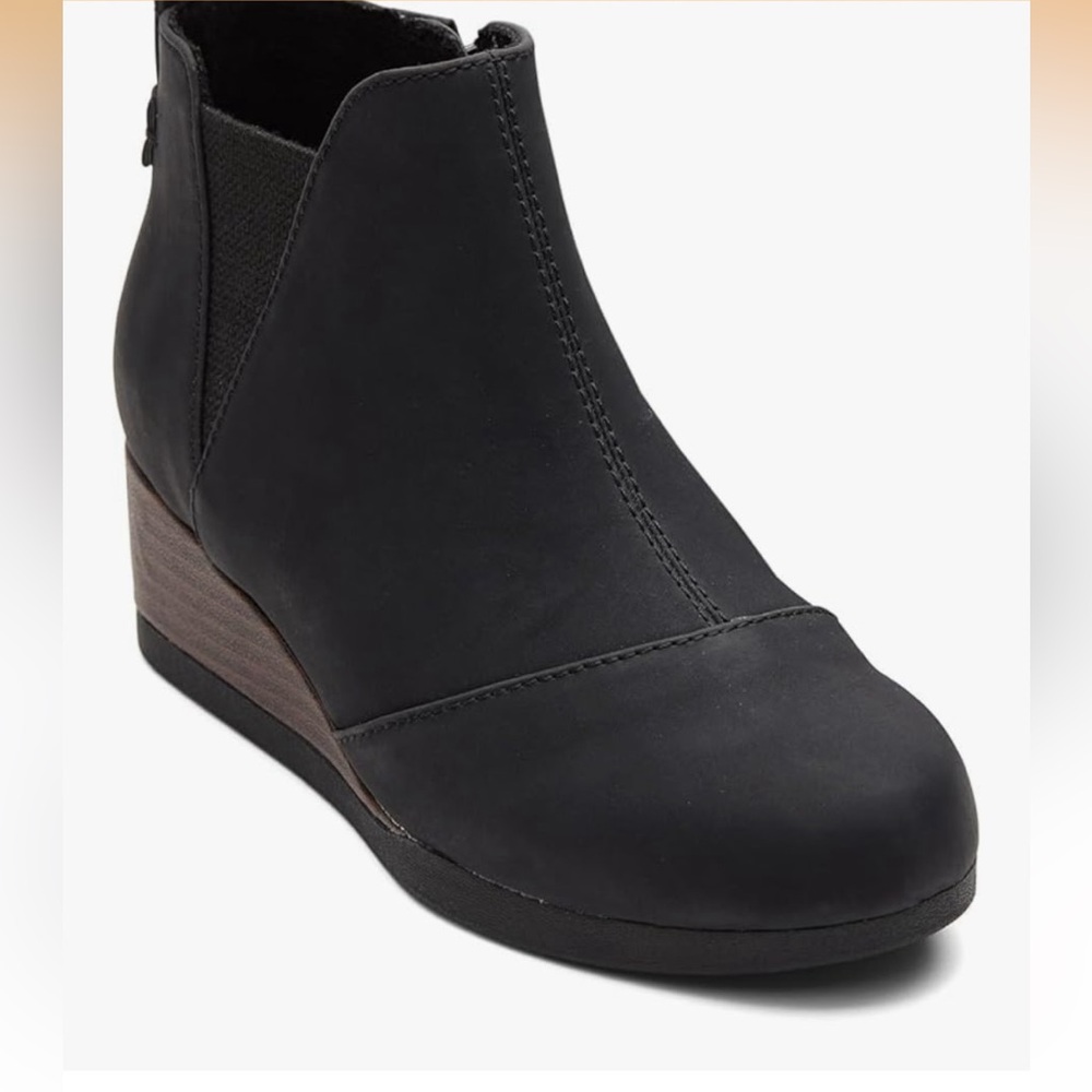 Toms Youth Chelsea Black Wedge Ankle Boots